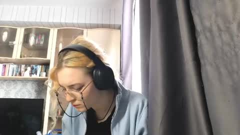 Snapshot of tandrahamiter chatting on 07-30-26, 03:22 Adeline online show from 07-30-26, 03:22
