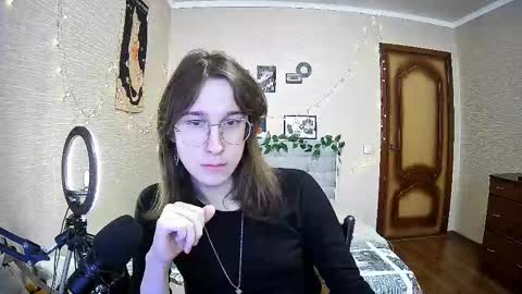 Milena Kuprianova online show from 02-11-25, 10:15