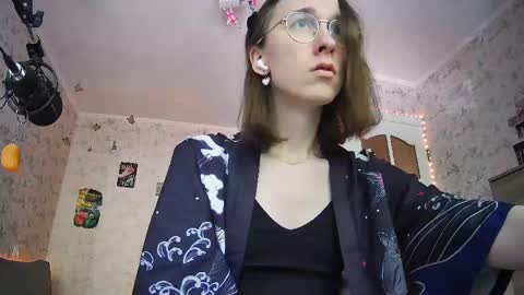Snapshot of tangerine4dreams chatting on 05-17-26, 08:34 Milena Kuprianova online show from 05-17-26, 08:34