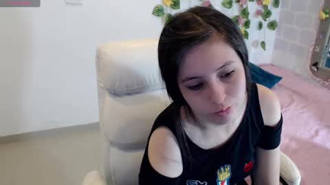 Tania  online show from 11-02-25, 04:09