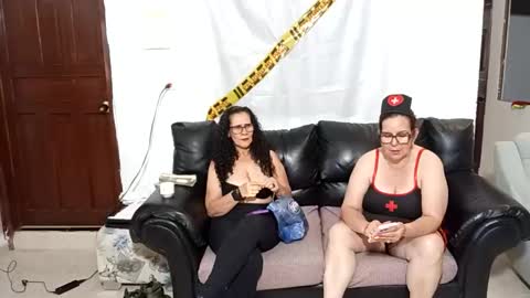 taniamilf69 online show from 11-11-25, 08:31