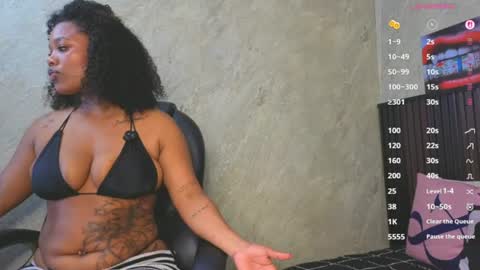 Snapshot of tanisha__lux chatting on 06-12-26, 03:49 Tanisha online show from 06-12-26, 03:49