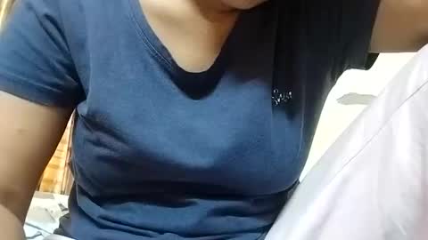 taniya_roy4628 online show from 03-30-26, 04:13