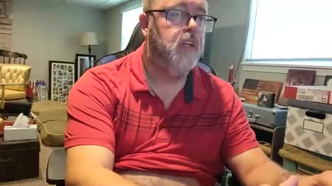 Snapshot of tank106 chatting on 08-09-26, 04:34 tank106 online show from 08-09-26, 04:34