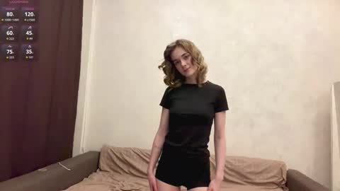 Mia online show from 03-27-26, 01:22