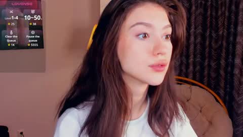 Anna online show from 06-06-26, 09:36