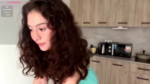 Anna online show from 07-18-26, 02:32