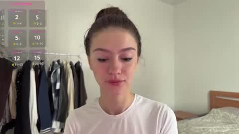 Anna online show from 07-31-26, 06:35