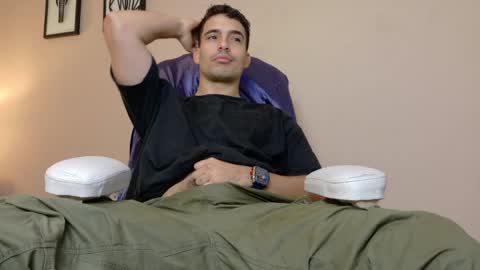 Tanner Jose online show from 04-21-26, 02:45