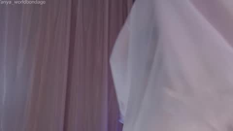 Snapshot of tanya_worldbondage chatting on 09-10-25, 09:48 tanya online show from 09-10-25, 09:48