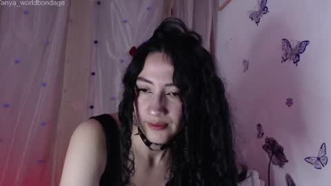 Snapshot of tanya_worldbondage chatting on 06-09-26, 01:17 tanya online show from 06-09-26, 01:17