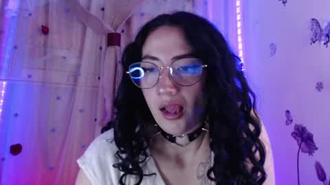 Snapshot of tanya_worldbondage chatting on 07-29-26, 12:31 tanya online show from 07-29-26, 12:31