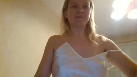 tanystar online show from 12-17-25, 09:43