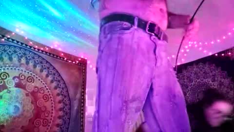 Snapshot of tap_water_drinking chatting on 04-16-26, 06:36 rad online show from 04-16-26, 06:36