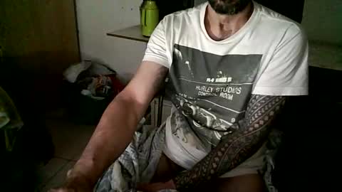 tarado_skype_cam online show from 12-22-25, 05:26