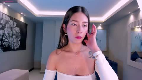 Tara Lawrence online show from 01-17-26, 03:33