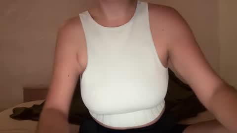 tracypussy online show from 06-11-26, 04:32