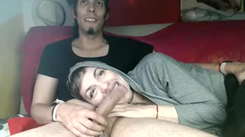 T  J   online show from 04-21-26, 01:17