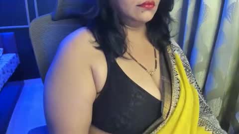 Snapshot of tarivishu23 chatting on 05-11-26, 01:33 tarivishu23 online show from 05-11-26, 01:33