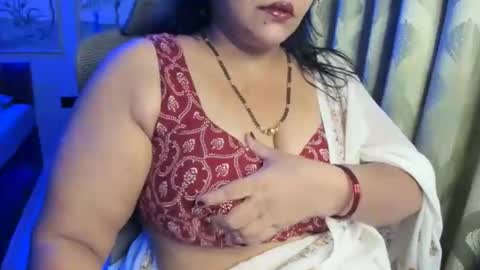 Snapshot of tarivishu23 chatting on 06-09-26, 01:39 tarivishu23 online show from 06-09-26, 01:39