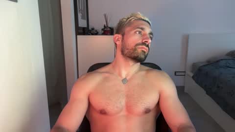 tarquit8 online show from 09-27-25, 04:23