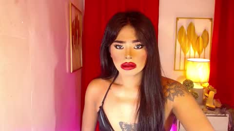 tashaa online show from 11-20-25, 01:33