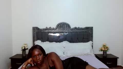 Snapshot of tashabea chatting on 01-08-25, 03:29 Tash online show from 01-08-25, 03:29