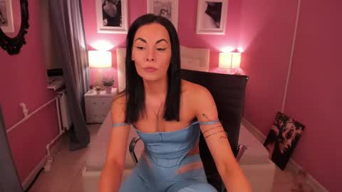 Tasha online show from 03-05-25, 09:37