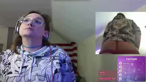 Snapshot of tasteflavored_femboy chatting on 02-20-25, 12:36 Taste online show from 02-20-25, 12:36