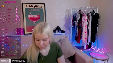 Ann online show from 11-19-25, 01:27