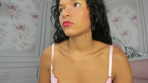 Snapshot of tasty_desires chatting on 12-18-24, 10:19 TATIS online show from 12-18-24, 10:19