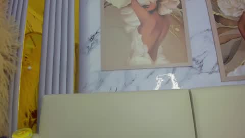 Snapshot of tasty_desires chatting on 01-26-25, 05:45 TATIS online show from 01-26-25, 05:45