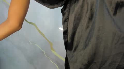 Snapshot of tasty_desires chatting on 02-12-25, 05:26 TATIS online show from 02-12-25, 05:26