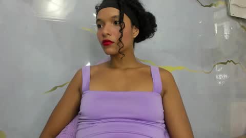 Snapshot of tasty_desires chatting on 02-13-25, 08:27 TATIS online show from 02-13-25, 08:27