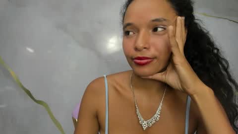 Snapshot of tasty_desires chatting on 02-16-25, 08:54 TATIS online show from 02-16-25, 08:54