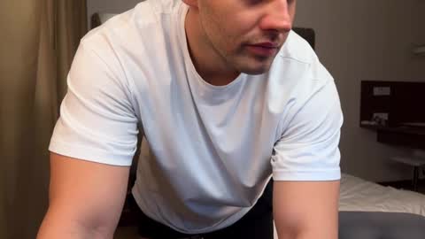 My shows 2100500 UTC3 online show from 09-12-25, 08:09