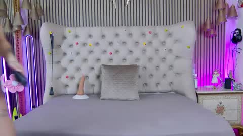 TastyPatricia online show from 05-08-26, 02:33