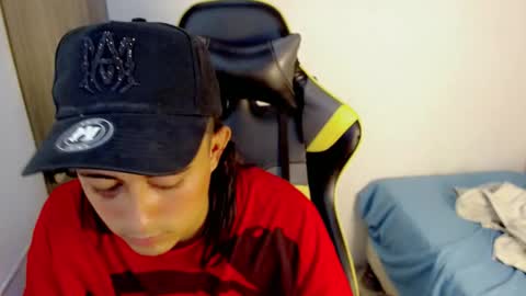 T A T A N online show from 11-15-25, 04:47