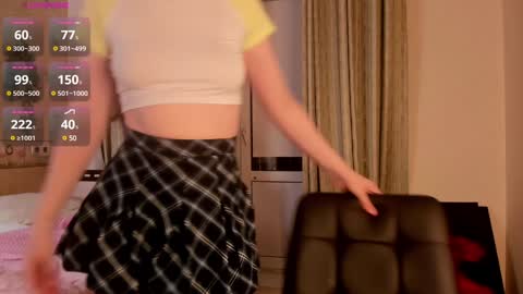 Lizzy online show from 01-18-25, 02:12