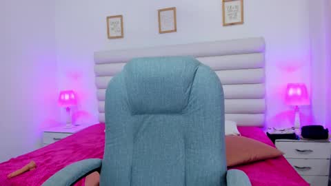 Snapshot of tatiana_arboleda chatting on 09-30-25, 03:17 tatiana_arboleda online show from 09-30-25, 03:17