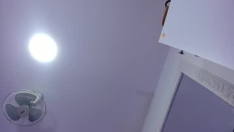 Snapshot of tatiana_arboleda chatting on 10-02-25, 02:51 tatiana_arboleda online show from 10-02-25, 02:51