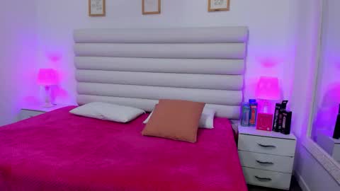 Snapshot of tatiana_arboleda chatting on 10-27-25, 11:03 tatiana_arboleda online show from 10-27-25, 11:03