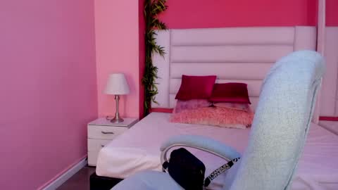 tatiana_arboleda online show from 04-10-26, 03:23