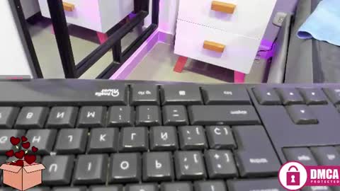 i am tatiana  online show from 06-17-26, 12:07