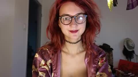 Snapshot of tatianaromanova chatting on 09-09-25, 05:01 Tatiana online show from 09-09-25, 05:01