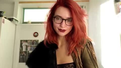 Snapshot of tatianaromanova chatting on 09-26-25, 02:32 Tatiana online show from 09-26-25, 02:32