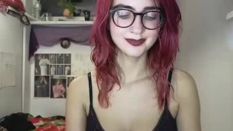 Snapshot of tatianaromanova chatting on 10-25-25, 09:09 Tatiana online show from 10-25-25, 09:09