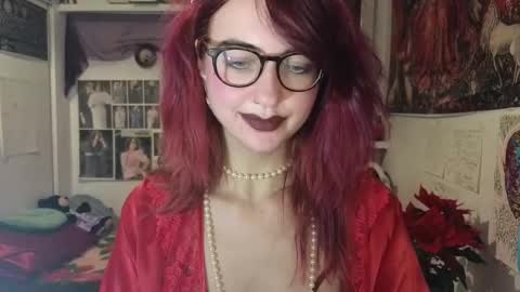 Snapshot of tatianaromanova chatting on 12-21-25, 07:43 Tatiana online show from 12-21-25, 07:43