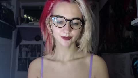 Snapshot of tatianaromanova chatting on 02-02-26, 08:29 Tatiana online show from 02-02-26, 08:29