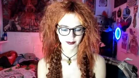 Snapshot of tatianaromanova chatting on 05-24-26, 07:30 Tatiana online show from 05-24-26, 07:30